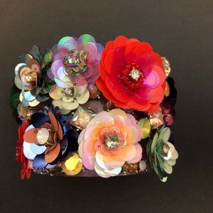 🔥NIB JCrew FloralSequinCrystal Pallette Bracelet